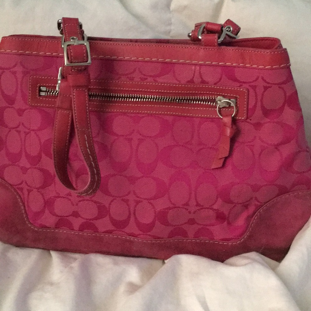 hot pink coach purse